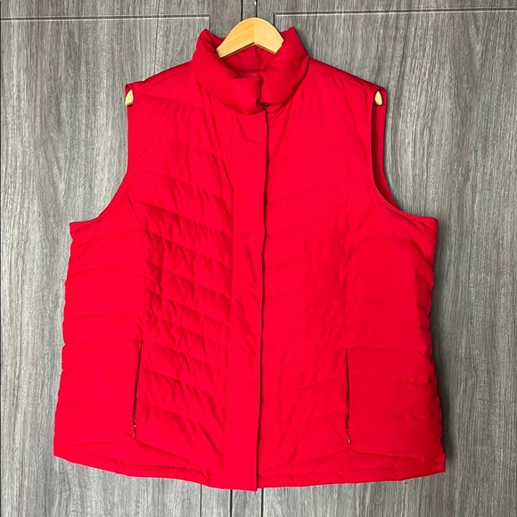 Talbots Red Puffer Vest - Picture 1 of 14